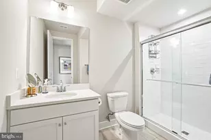 9775 Sanvitalia St, Bethesda, MD 20817 - Photo 5