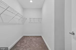 16184 Frederick Rd, Rockville, MD 20850 - Photo 39