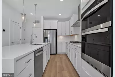 16184 Frederick Road, Rockville, MD 20850 - Photo 17