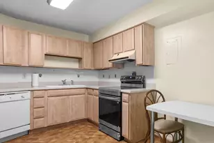 15100 Interlachen Dr, Silver Spring, MD 20906 - Photo 11