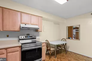 15100 Interlachen Dr, Silver Spring, MD 20906 - Photo 13