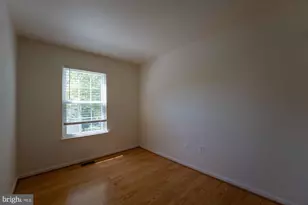 18246 Fox Chase Cir, Olney, MD 20832 - Photo 11
