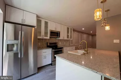 18246 Fox Chase Circle, Olney, MD 20832 - Photo 5