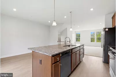 9623 Tall Oaks Road #9623, Montgomery Village, MD 20886 - Photo 7