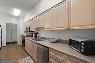 3005 S Leisure World Blvd, Silver Spring, MD 20906 - Photo 17