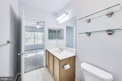 2022 University Boulevard W #11, Silver Spring, MD 20902 - Photo 21