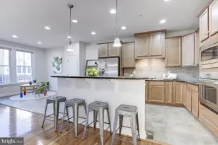 122 Parkview Ave, Gaithersburg, MD 20878 - Photo 1