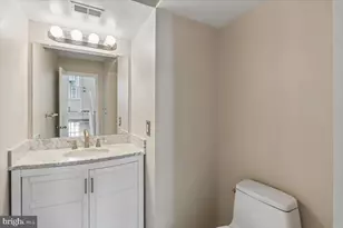 9803 Dockside Terrace, Gaithersburg, MD 20886 - Photo 21