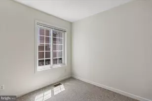 9803 Dockside Terrace, Gaithersburg, MD 20886 - Photo 37
