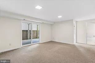 9803 Dockside Terrace, Gaithersburg, MD 20886 - Photo 47