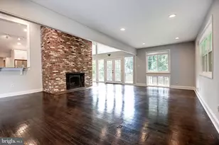 6900 Heatherhill Rd, Bethesda, MD 20817 - Photo 7