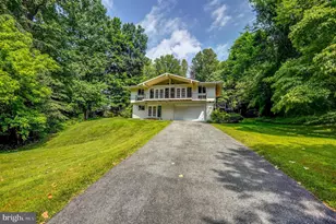 6900 Heatherhill Rd, Bethesda, MD 20817 - Photo 1