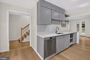 6609 Hillandale Rd, Chevy Chase, MD 20815 - Photo 13
