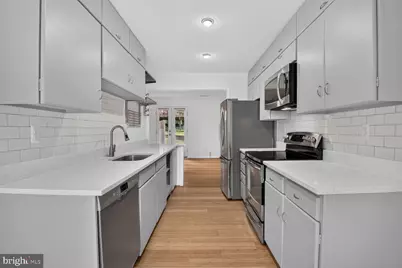 6609 Hillandale Road #90, Chevy Chase, MD 20815 - Photo 11