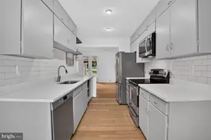 6609 Hillandale Rd, Chevy Chase, MD 20815 - Photo 11