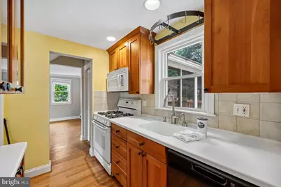 4525 N Chelsea Lane, Bethesda, MD 20814 - Photo 9