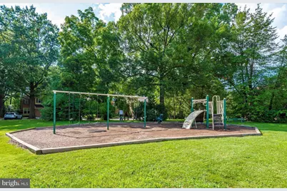 11415 Commonwealth Drive #204, Rockville, MD 20852 - Photo 37