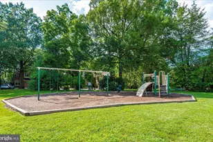 11415 Commonwealth Dr, Rockville, MD 20852 - Photo 37