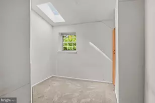 13627 Deerwater Dr, Germantown, MD 20874 - Photo 15