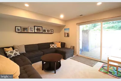 748 Azalea Drive #12-748, Rockville, MD 20850 - Photo 7