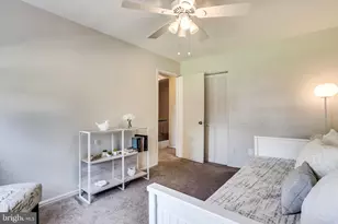 546 Azalea Dr, Rockville, MD 20850 - Photo 11