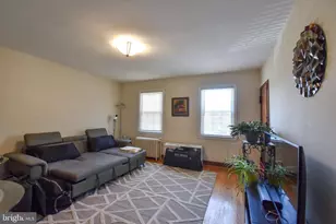 8209 Schrider St, Silver Spring, MD 20910 - Photo 3