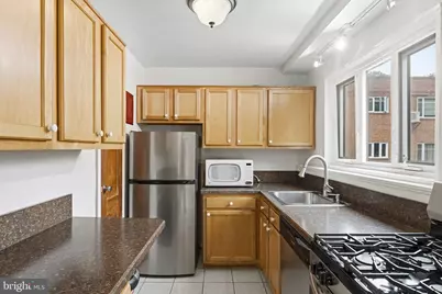 10413 Montrose Avenue #202, Bethesda, MD 20814 - Photo 5