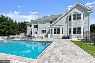 11000 Luxmanor Rd, North Bethesda, MD 20852 - Photo 85