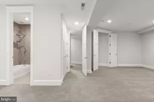 11000 Luxmanor Rd, North Bethesda, MD 20852 - Photo 77