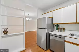 4977 Battery Ln, Bethesda, MD 20814 - Photo 11