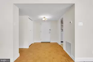 4924 Sentinel Dr, Bethesda, MD 20816 - Photo 15