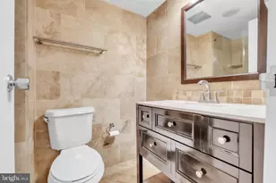 4924 Sentinel Dr, Bethesda, MD 20816 - Photo 17