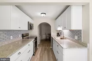 18022 Chalet Dr, Germantown, MD 20874 - Photo 5