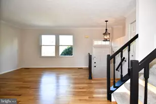 101 Smoothleaf Ln, Gaithersburg, MD 20878 - Photo 9