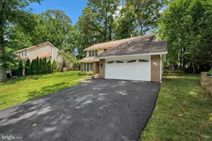 11533 Flints Grove Ln, North Potomac, MD 20878 - Photo 3
