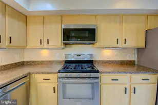 266 New Mark Esplanade, Rockville, MD 20850 - Photo 23