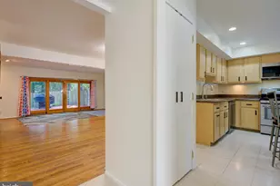 266 New Mark Esplanade, Rockville, MD 20850 - Photo 3