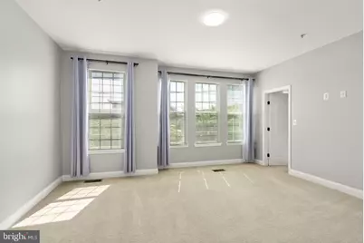 242 N Summit Avenue N #21-242, Gaithersburg, MD 20877 - Photo 27