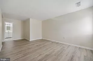 9910 Walker House Rd, Gaithersburg, MD 20886 - Photo 9