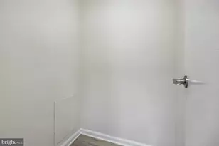 9910 Walker House Rd, Gaithersburg, MD 20886 - Photo 11