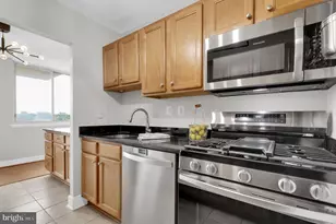 1220 Blair Mill Rd, Silver Spring, MD 20910 - Photo 9