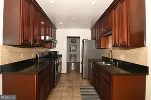 8147 Inverness Ridge Rd, Potomac, MD 20854 - Photo 9