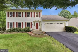 34 Spinning Wheel Ct, Germantown, MD 20874 - Photo 1