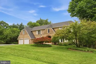 8004 Split Oak Dr, Bethesda, MD 20817 - Photo 1