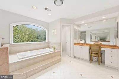 8004 Split Oak Drive, Bethesda, MD 20817 - Photo 37