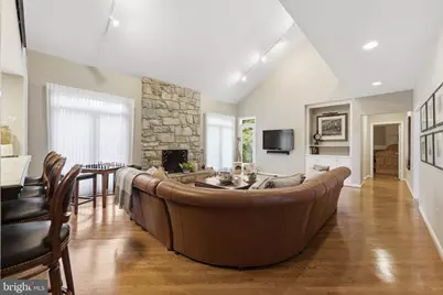8004 Split Oak Drive, Bethesda, MD 20817 - Photo 23