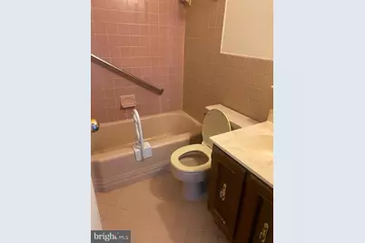 1900 Lyttonsville Road #914, Silver Spring, MD 20910 - Photo 9