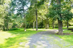 21120 Martinsburg Rd, Dickerson, MD 20842 - Photo 5