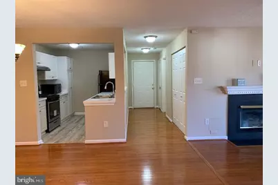 10010 Vanderbilt Circle #5-9, Rockville, MD 20850 - Photo 9