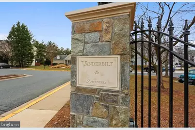 10010 Vanderbilt Circle #5-9, Rockville, MD 20850 - Photo 19